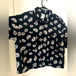 Vans buttoned crop shirt XL floral